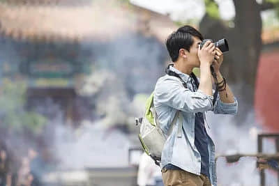 以了不起为话题的作文
我题目写的是其实他并不平凡可以吗？
我...